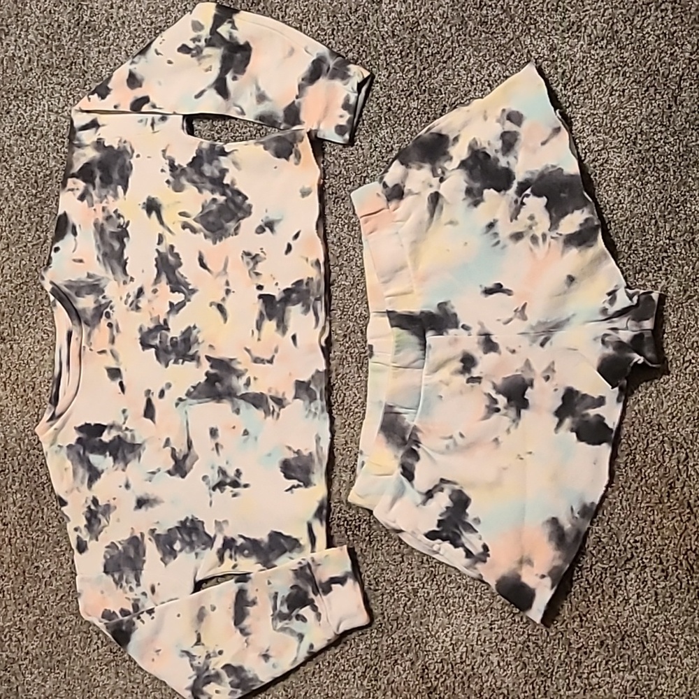 Colsie Soft Tie-Dye Apparel Small Set